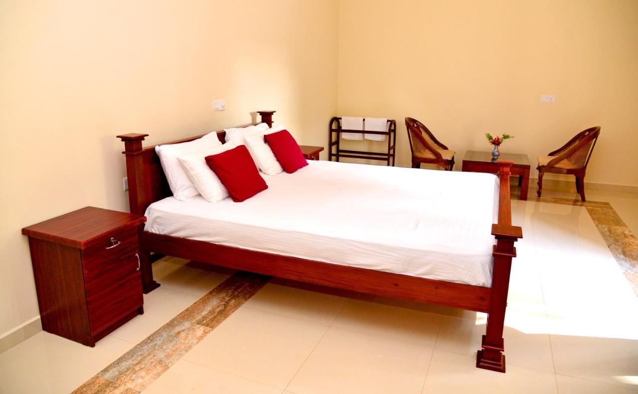 Little Villa Hotel Ваддува Екстер'єр фото